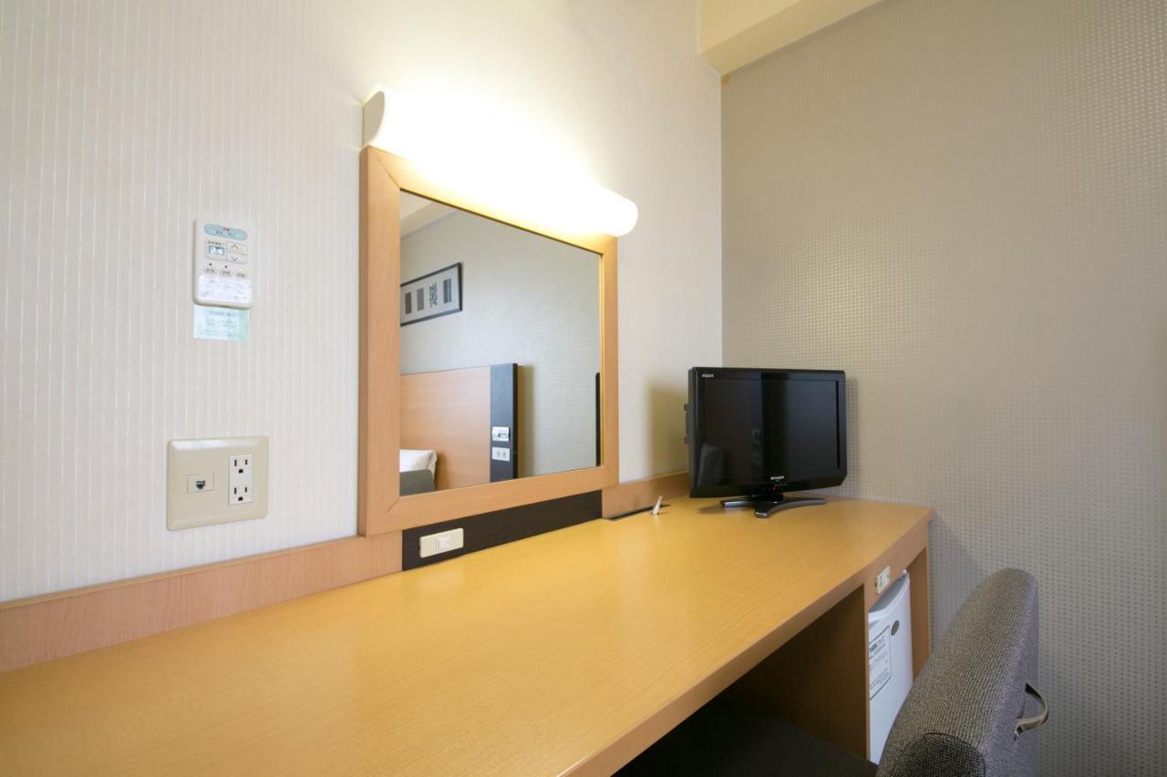 Hotel Econo Taki Luaran gambar